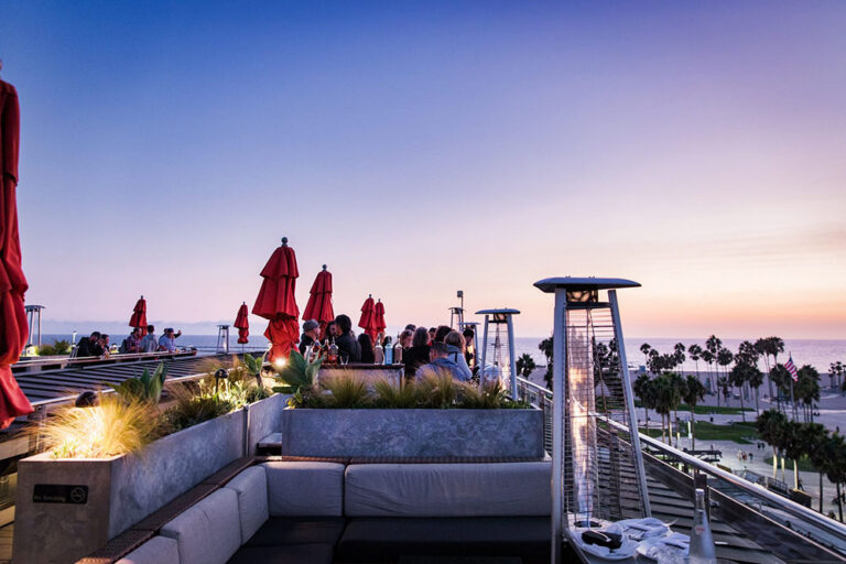 Top Rooftop Dining Experiences in America: An Editorial Guide